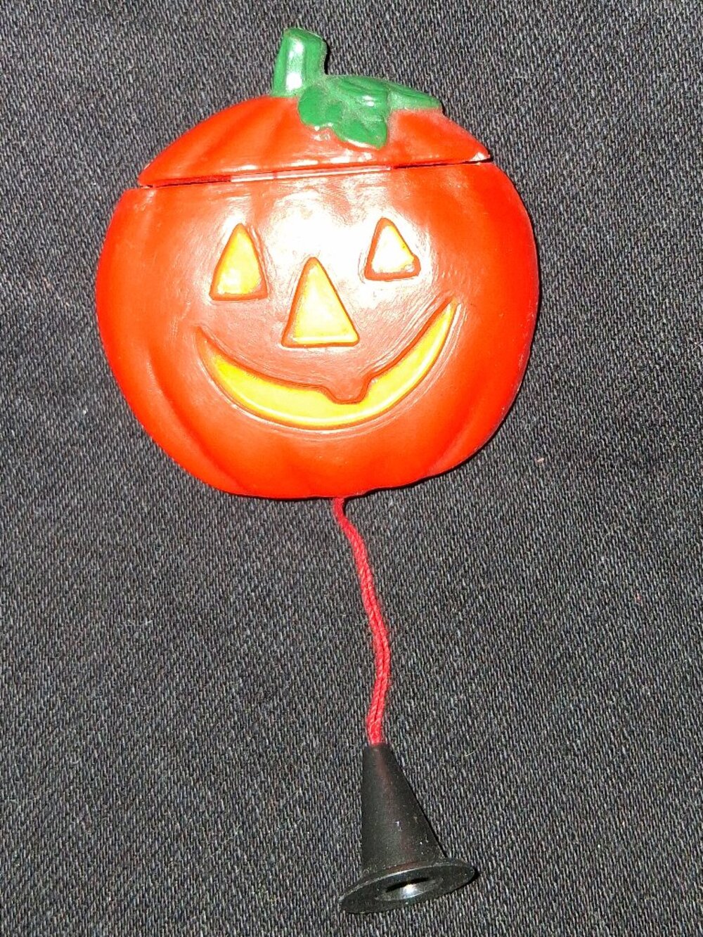 1980's Vintage Halloween Pumpkin Brooch with Pop-up Ghost